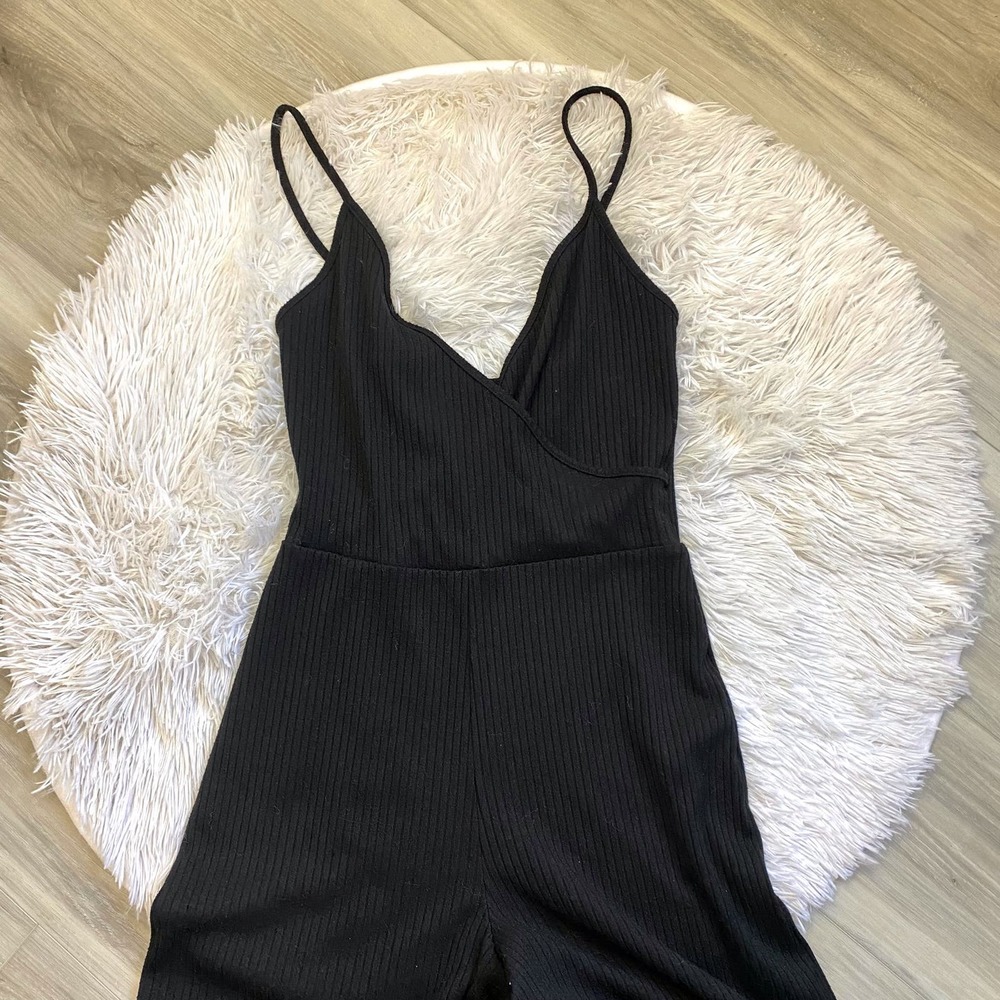 Forever 21 Spaghetti Strap Romper - Picture 4 of 4